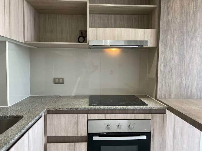 Departamento con excelente ubicación, conectividad y vista despejada. Muy tranquilo y cómodo.