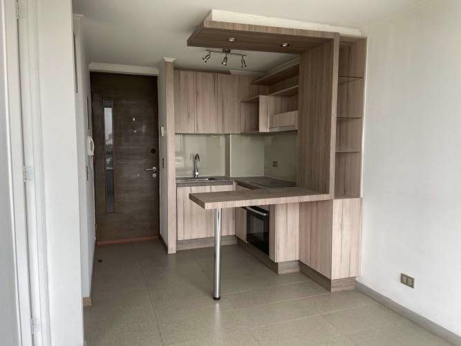 Departamento con excelente ubicación, conectividad y vista despejada. Muy tranquilo y cómodo.