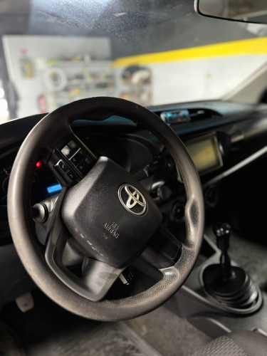 Toyota Hilux 2022 4X4