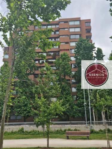 DEPARTAMENTO Avda Vitacura con Américo Vespucio