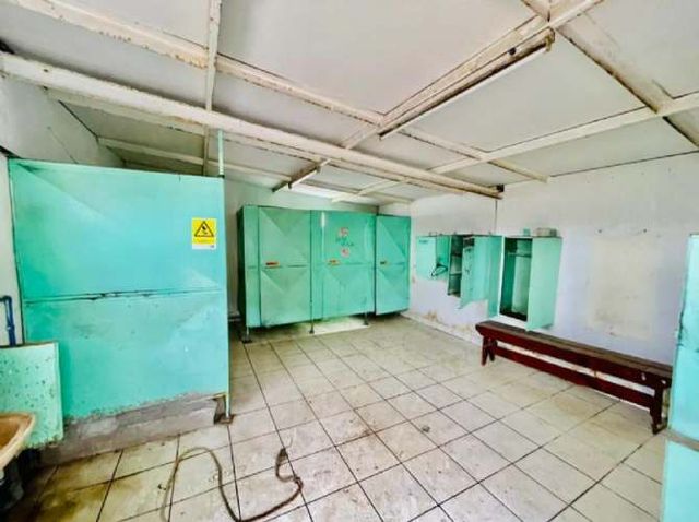 ARRIENDO BODEGA + TERRENO ROTONDA CONCON