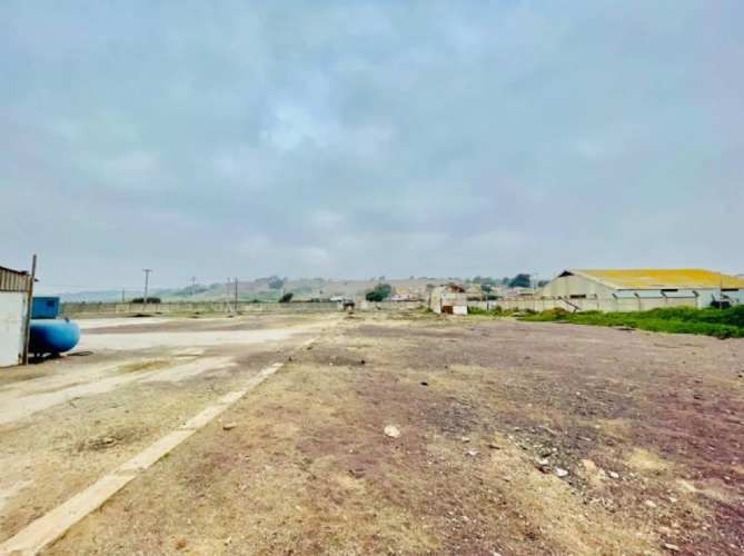 ARRIENDO BODEGA + TERRENO ROTONDA CONCON