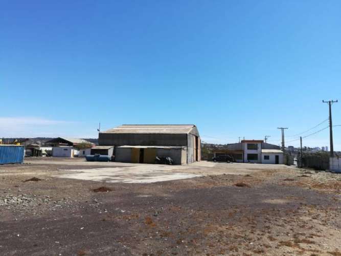 ARRIENDO BODEGA + TERRENO ROTONDA CONCON