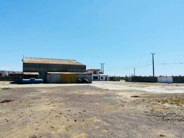 ARRIENDO BODEGA + TERRENO ROTONDA CONCON