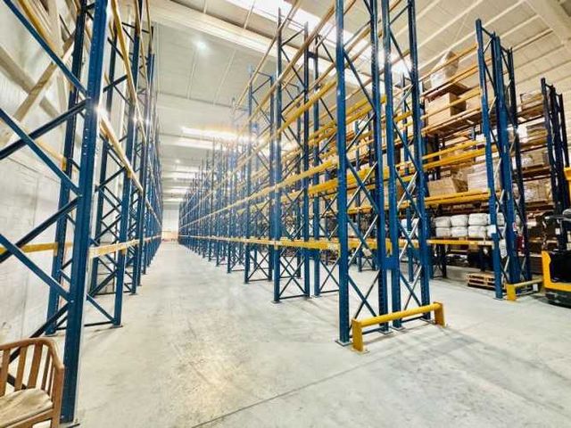 VENTA BODEGA RACKEADA BARRIO INDUSTRIAL CURAUMA PLACILLA