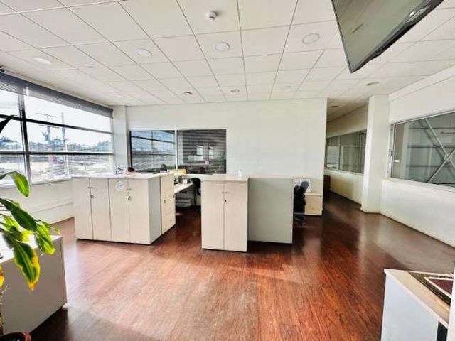 VENTA BODEGA RACKEADA BARRIO INDUSTRIAL CURAUMA PLACILLA