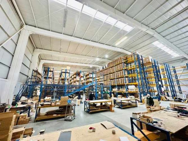 VENTA BODEGA RACKEADA BARRIO INDUSTRIAL CURAUMA PLACILLA