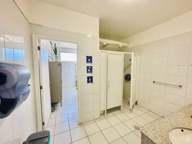 VENTA BODEGA RACKEADA BARRIO INDUSTRIAL CURAUMA PLACILLA