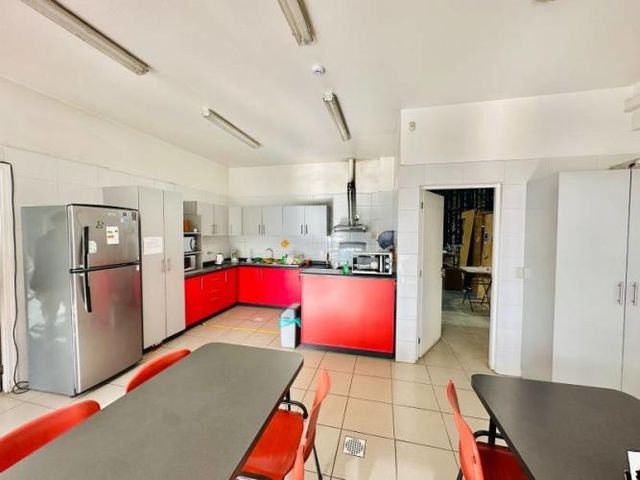 VENTA BODEGA RACKEADA BARRIO INDUSTRIAL CURAUMA PLACILLA