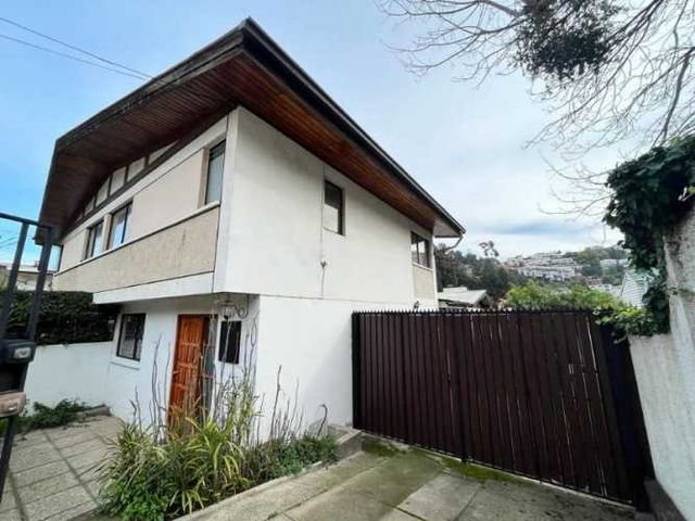 SE VENDE CASA SECTOR MIRAFLORES BAJO 3D2B 5.890 UF