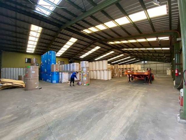 ARRIENDO BODEGA 1.000 M2 EN CENTRO LOGISTICO LA PO