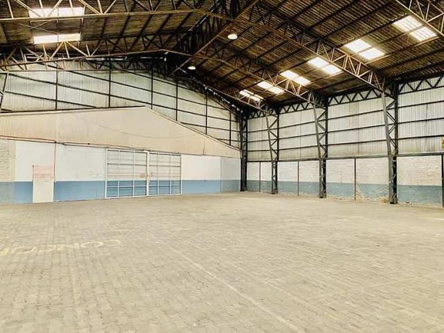 ARRIENDO BODEGA 1.000 MT2 EL SALTO VIÑA DEL MAR