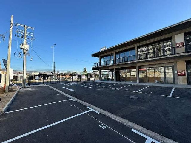 ARRIENDO NUEVO LOCAL COMERCIAL DE 160 M2 AV.ALBERD