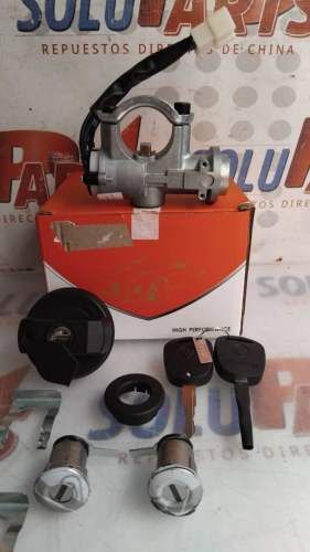 CHAPA DE CONTACTO CON CHAPA DE PUERTA Y TAPA BENCINA PARA TM3