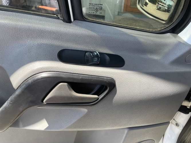 VOLKSWAGEN CADDY CRAFTER 2014