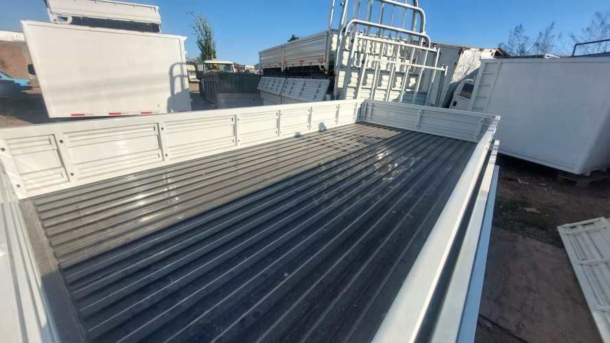 Carrocería Plana con Barandas 4.30 de largo