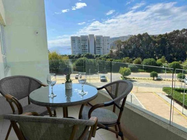 UN DEPTO 2D2B SENSACIONAL EN PAPUDO LAGUNA F