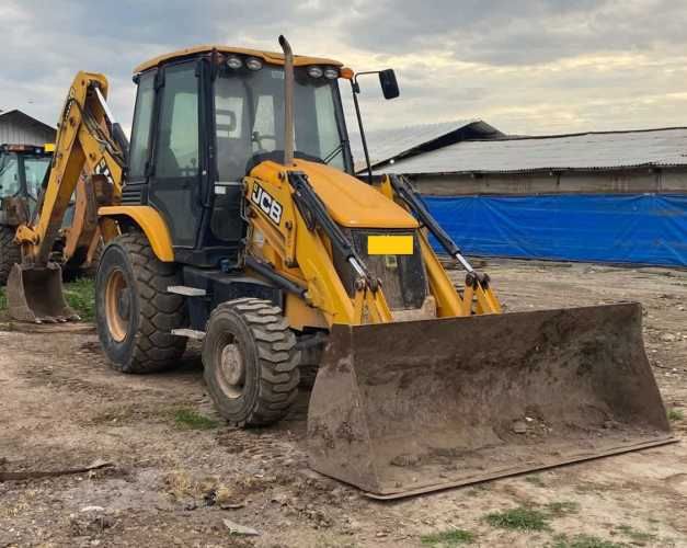 Retroexcavadora JCB 3CX 4x4 Año 2019 6800 Horas