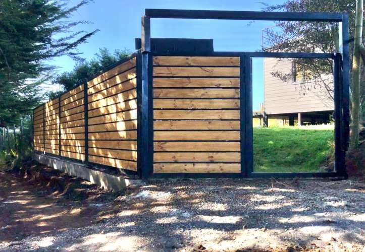 CASA NUEVA EN SECTOR CASA POLI, COLIUMO