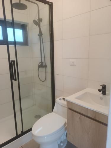 CASA NUEVA EN SECTOR CASA POLI, COLIUMO