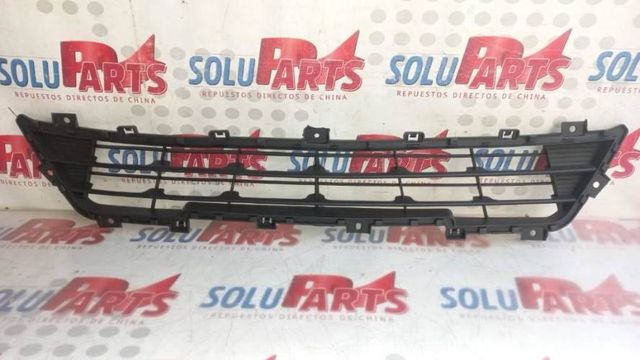REJILLA PARACHOQUE DELANTERO PARA DFSK 560
