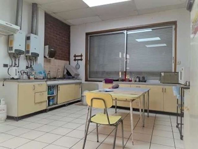 EDIFICIO CORPORATIVO , OFICINA Y BODEGA EXCELENTE  CONECTIVIDAD