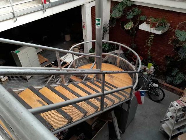 EDIFICIO CORPORATIVO , OFICINA Y BODEGA EXCELENTE  CONECTIVIDAD