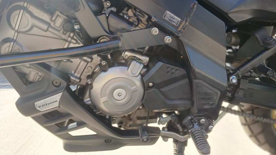 SUZUKI VSTROM 650 XT