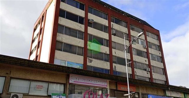 OFICINA Manuel Bulnes 351