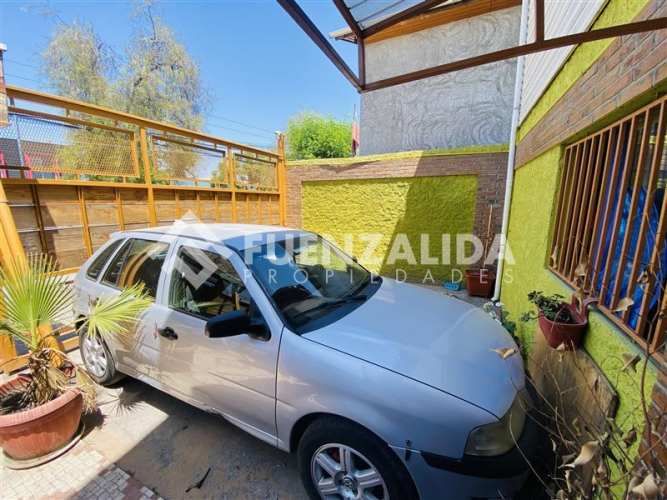 CASA Maria Vial/Paraguay, La Cisterna