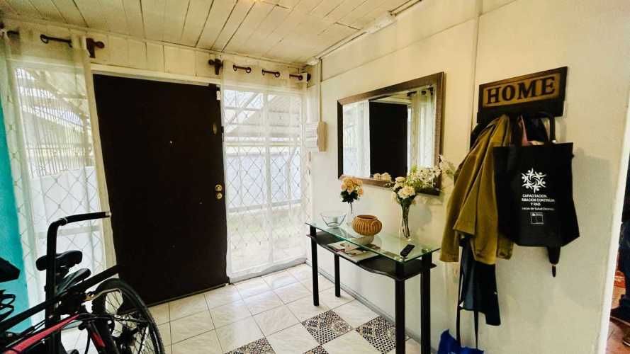 Casa potencial comercial,  pasaje Mackenna (63308)