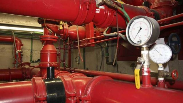 Amplios patios de maniobra, opción oficinas  (64325)