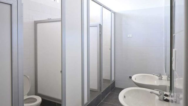 Amplios patios de maniobra, opción oficinas  (64325)