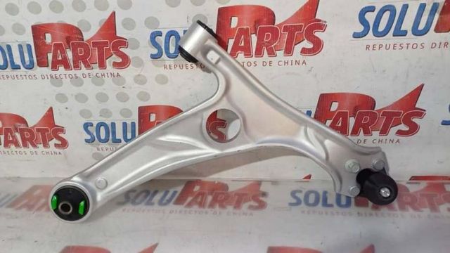 BANDEJA DERECHA PARA JETOUR X70