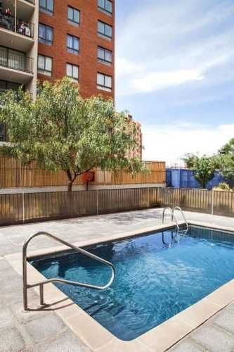 Bernardo O´Higgins al lado de Servicentro S (64746)