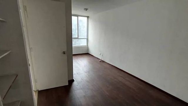 DEPARTAMENTO Cruchaga Montt con Compañia