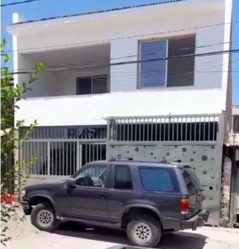 CASA A pasos de Gral Velasquez, 5 Sur y Vespucio