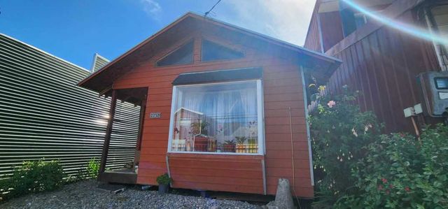 CASA EN MIRASOL CON CASA INTERIOR (66559)