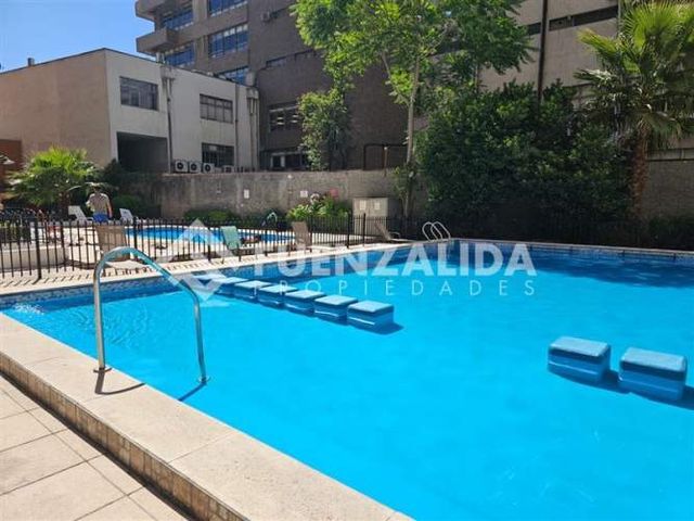 DEPARTAMENTO Alameda / San Isidro Metro Santa Lucia