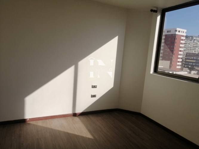 VENTA AMPLIO DEPARTAMENTO DE 4 DORMITORIOS (67199)