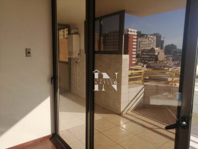 VENTA AMPLIO DEPARTAMENTO DE 4 DORMITORIOS (67199)