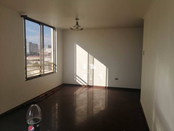 VENTA AMPLIO DEPARTAMENTO DE 4 DORMITORIOS (67199)