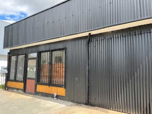 Local Comercial de 80 M2 en Av San Martín  (67492)