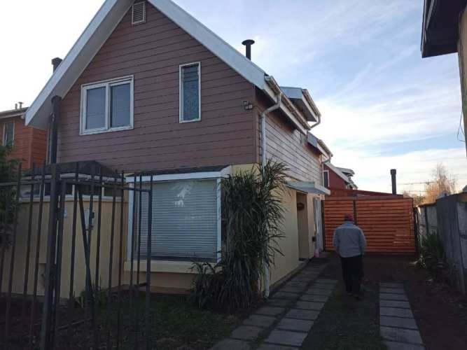 Amplia y cómoda casa en sector outlet San Pedro