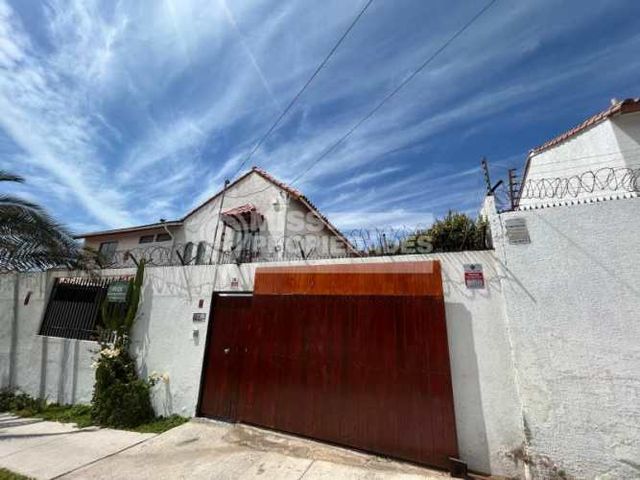 SE VENDE CASA EN JARDINES DEL SUR SECTOR SUR