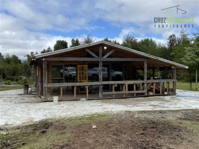 PARCELA Casa en Parcelación Alerce Escondido - Polincay