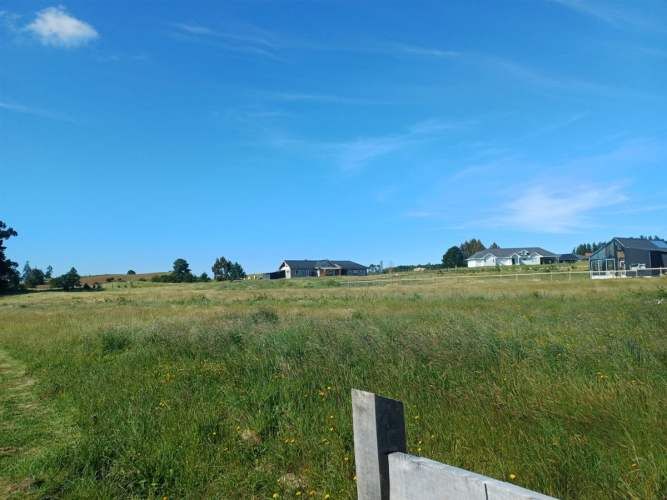 PARCELA LOMAS DE FRUTILLAR