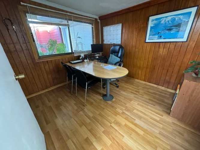 Amplia oficina en San Pedro de la Paz (67641)