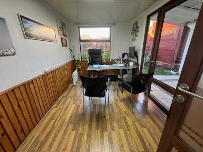 Amplia oficina en San Pedro de la Paz (67641)