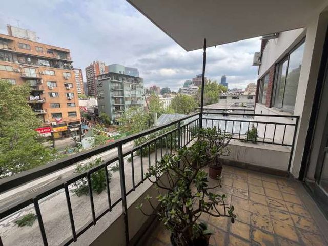 Oficina altos del Drugstore Providencia (68246)